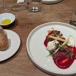 Le Beurre Noisette TOKYO - まぐろとビーツブラータチーズのサラダ