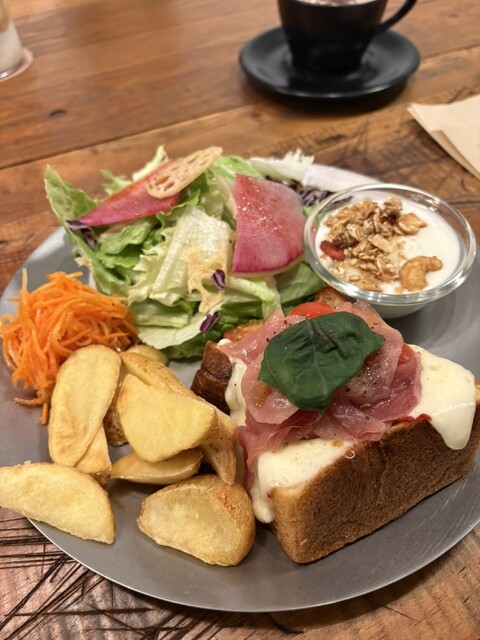 ZTTo morning - 麹町/カフェ | 食べログ