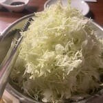 五反田ホルモン まるみち - キャベツ