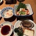 料理やDOI - 白子ポン酢、アワビ、サーモンにカニ...