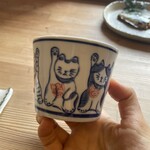 季より - 有馬さんも猫仲間。いつかよし町さんかオオツさんとコラボ営業してほしいなあ