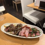 和牛と樽ワイン バレル - 