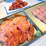 焼肉わらびホルモン 肉将軍 - 