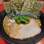 横浜家系総本山 吉村家直系店 ラーメン内田家 - 