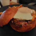 KAKUMEI Burger & cafe - 