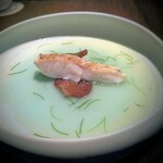 LAT.34°N by 蒼 - 奇跡の白甘鯛は、余りの新鮮さに、いつものアクアバッツァ仕立てではなく、骨を大量にグツグツ煮込んだ 白湯仕立て！！！