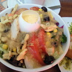 ナインワッフル - セットのサラダ。このボリューム半端ない！