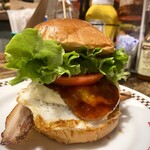 ヴィレッジ ヴァンガード ダイナー - テリヤキベーコンエッグバーガー