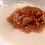 白子のポワレ　オマール海老のソースとカブスープ