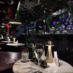 OZONE The Ritz Carlton Hotel - 