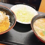 とんかつ かつや - 料理写真: