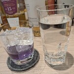 お酒の美術館 - ドリンク写真:スケープグレース ブラックをロックで