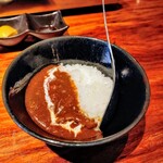 ニクアザブ - 牛タンカレー