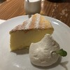 珈琲専門店 三十間 - 1番人気のチーズケーキ