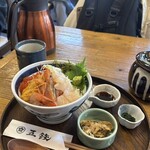 海鮮丼専門 五鉃 熱海店 - 