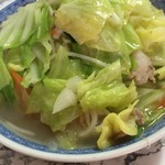 八福 - 野菜テンコ盛りで400円