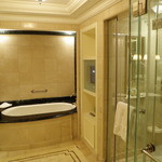 The Ritz-Carlton - 浴室