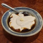 抱瓶 - ジーマミー豆腐