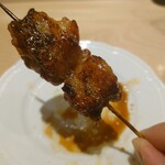 やきとり勝春 - はらみ (皮側)