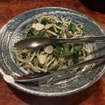 抱瓶 - フーチバー（よもぎ）ニンニク焼きそば