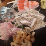 勝浦 よろず萬べぇ - 