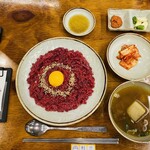 육회자매집 1호점 - 