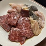 吉村ホルモン店 - 