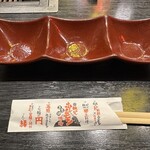 焼肉ホルモン酒場 まる助 - 【2026.1.26(月)】取り皿と割り箸