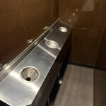 神戸ホルモン 慶 - タバコ部屋あります