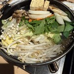 しゃぶしゃぶ すき焼き 食べ放題 和牛と豚 本町店 - 