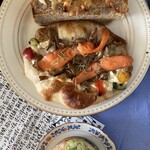 食パン工房 アネモネ - チラッと見えるのが「アネモネ通信」