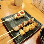 かしわ本舗 とりいし - ささみ梅しそ 160円
ぽんじり 160円
ずり 130円
