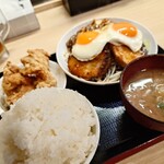 中毒飯 チョモランマ - 