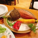 クラフトパスタ トリノ - サラダに使われた農家直送野菜