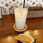 バルバルキッチンアメリ - カルピス(¥200)