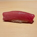 鮨 一幸 - 鮪中トロ 握り