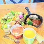 cafe&restaurant Bonheur - 