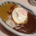 ポーク、豆＋目玉焼き