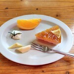CAFE DE HAZERU - マイヤーレモンのソイレアチーズケーキ
