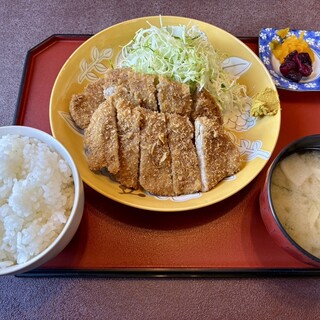 カジュアルレストラン しらかば_0