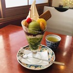 麻布茶房 - 抹茶あんみつクリームパフェ、緑茶