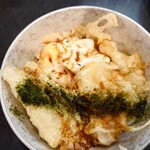 そば処 朝日屋 - 目玉焼き天丼小◎◎目玉焼き天ぷら　甘いタレと　青海苔めちゃんこ美味しい(⁠✷⁠‿⁠✷⁠)食べてみてほしい　　