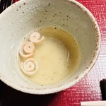 うかい鳥山 - 鶏の旨味たっぷりのスープ