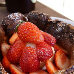 i2 tomigaya - ダッチベイビー（国産冬いちご）（2000円）※ アメリカーノ（580円）