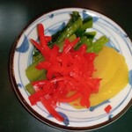 志ら井 - ライスはお新香つき？