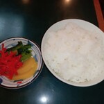 志ら井 - 半ライス￥200