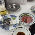 そば処 大吉田 - 脂が乗ったシメサバと、マグロの刺身