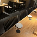 炭火串焼 鶏魚 - 内観