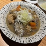 炭火串焼 鶏魚 - もつ煮