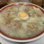 広州市場 - 料理写真:粗びき肉汁雲呑麺